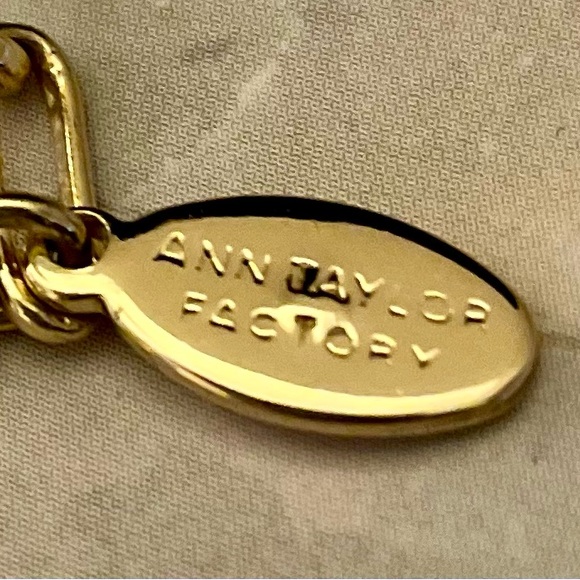 Ann Taylor Factory wood pendant with long tassel on a beaded paper clip chain. - Picture 6 of 6